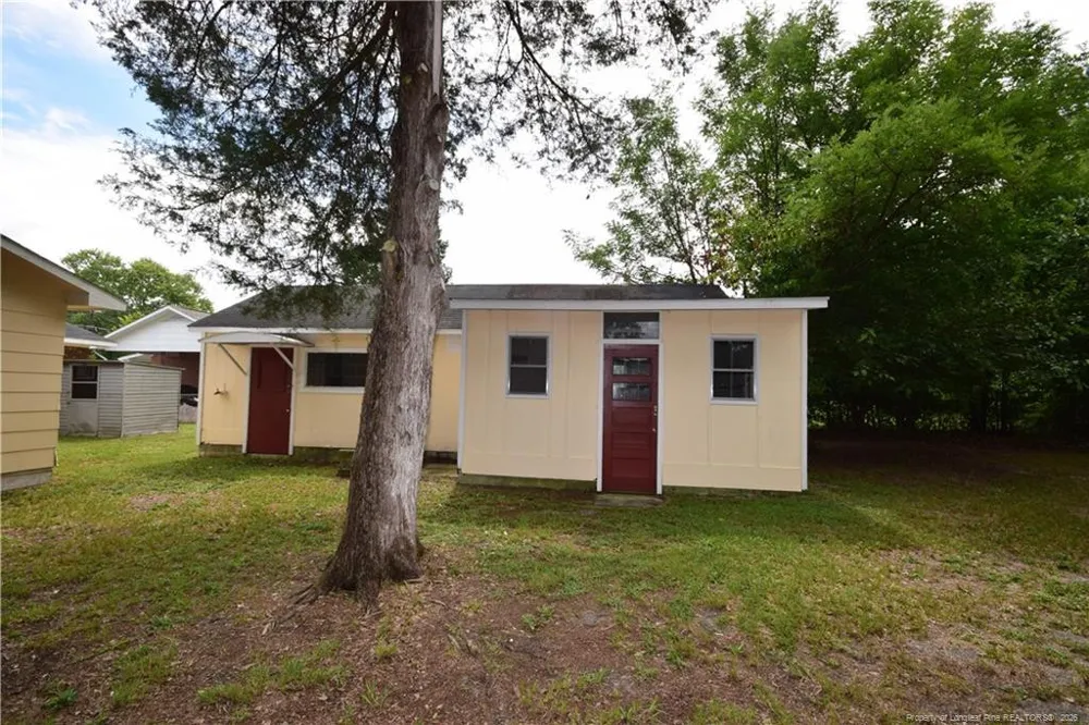 108 S Sixth Street Spring Lake, NC 28390