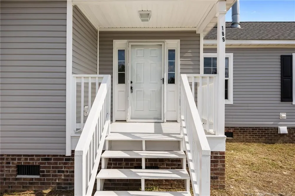 189 Little Coharie Lane Roseboro, NC 28382