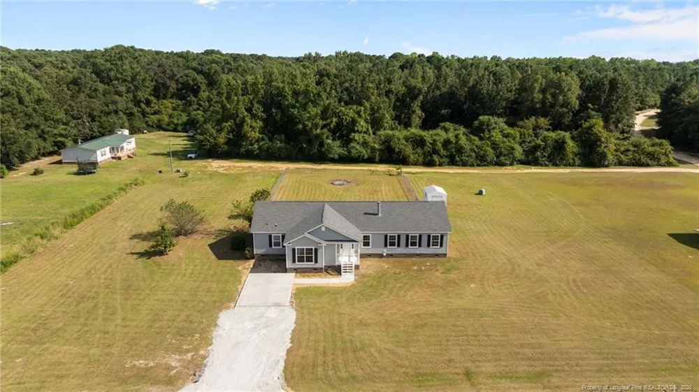 189 Little Coharie Lane Roseboro, NC 28382