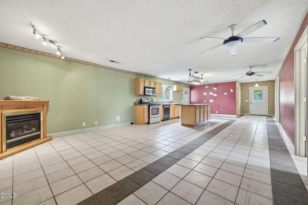 3397 U.s. 301 Dunn, NC 28334