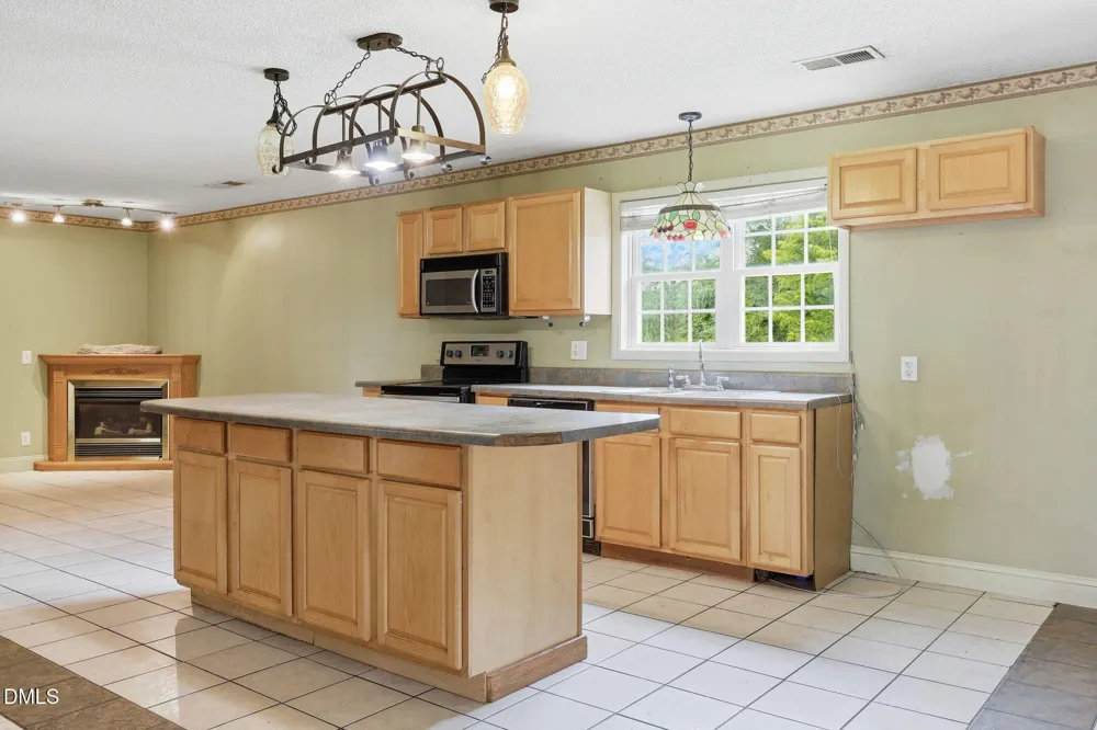 3397 U.s. 301 Dunn, NC 28334