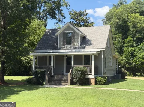 801 Park LN