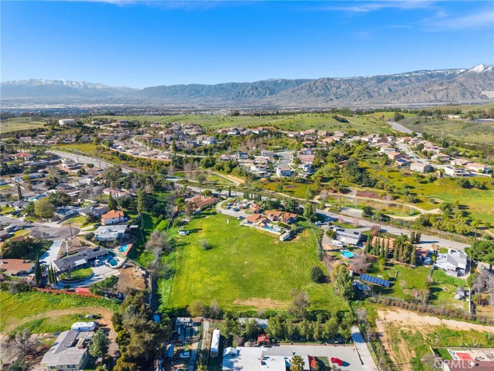 Tennessee Yucaipa, CA 92399