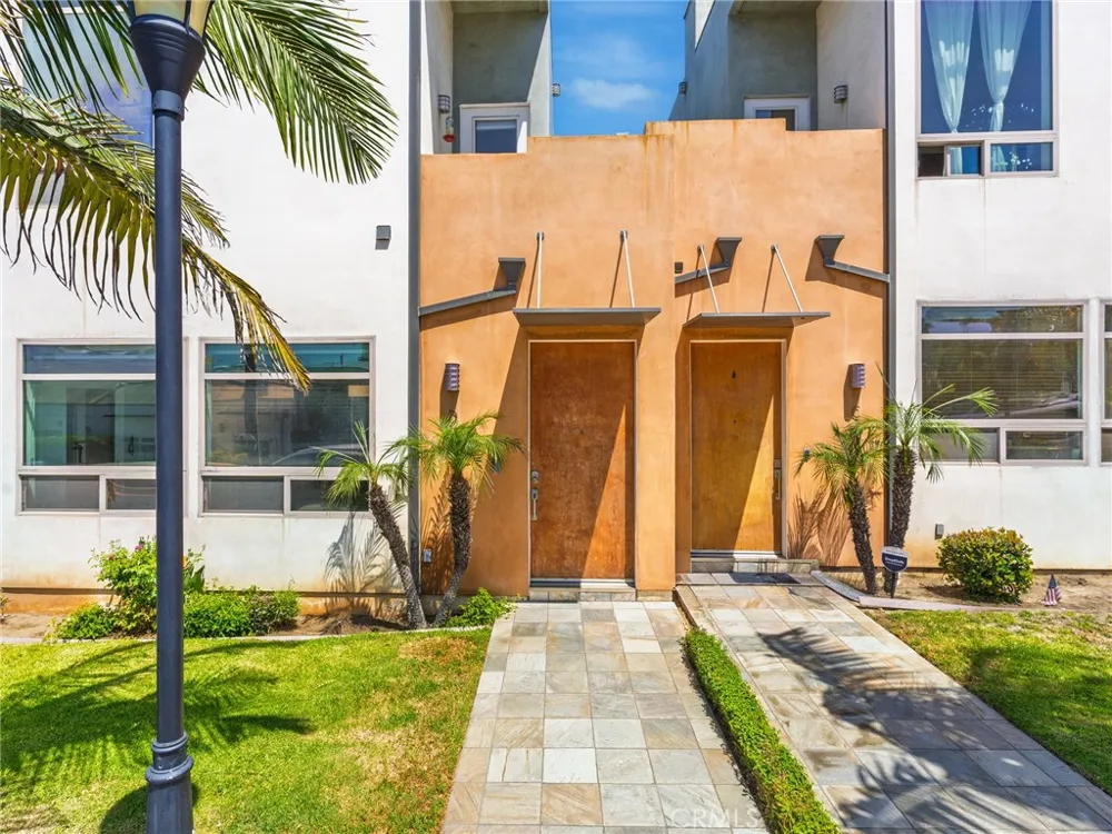 1225 E Grand Avenue #D El Segundo, CA 90245