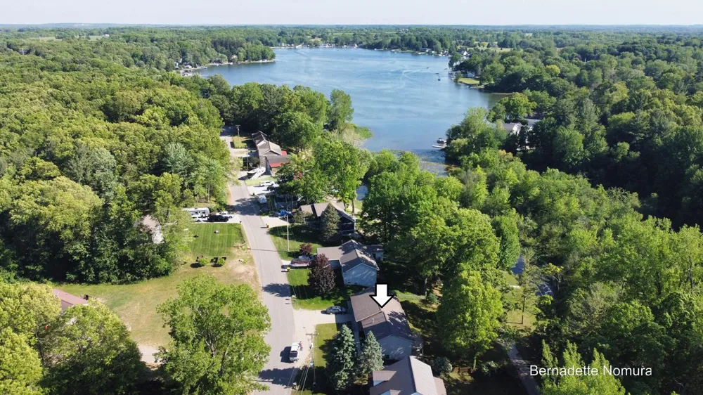 12167 Reyburn Drive NE Sparta, MI 49345