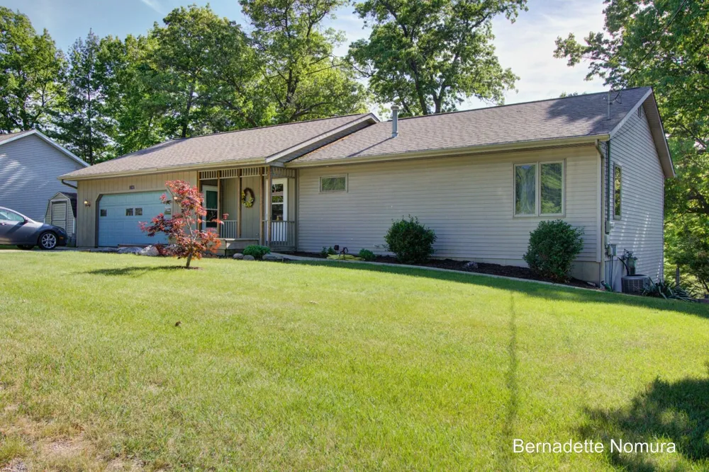 12167 Reyburn Drive NE Sparta, MI 49345