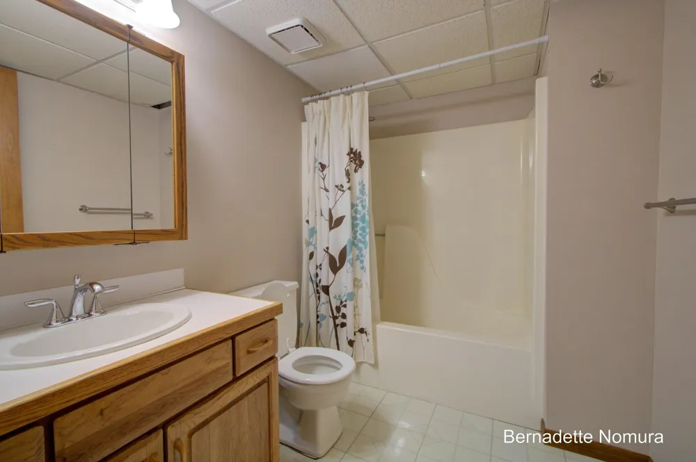 12167 Reyburn Drive NE Sparta, MI 49345