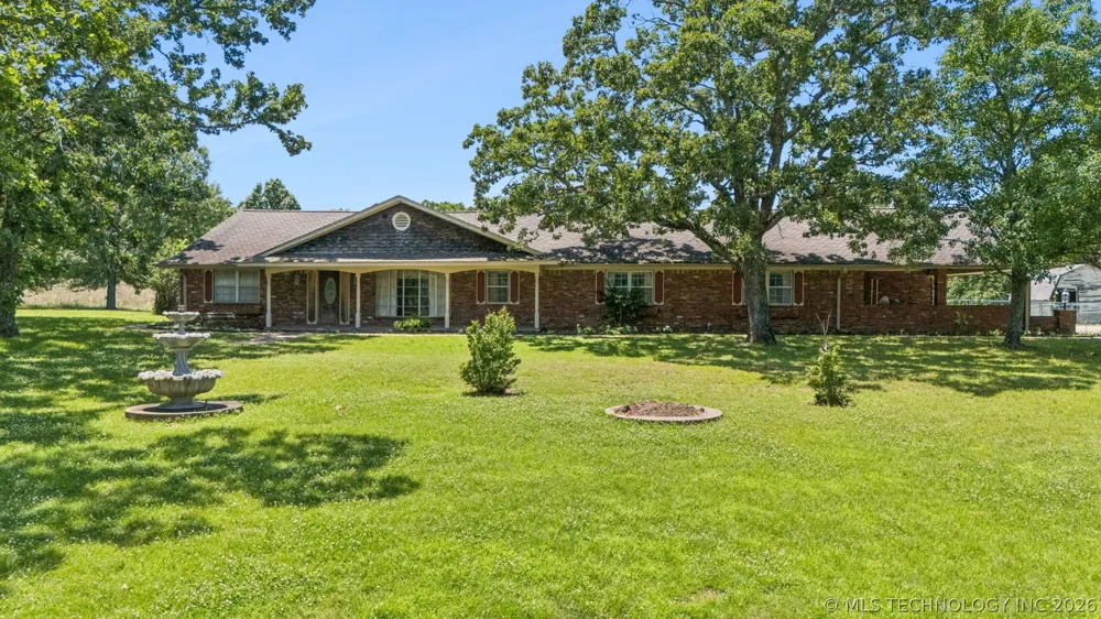 18104 S 4200 ROAD Claremore, OK 74017