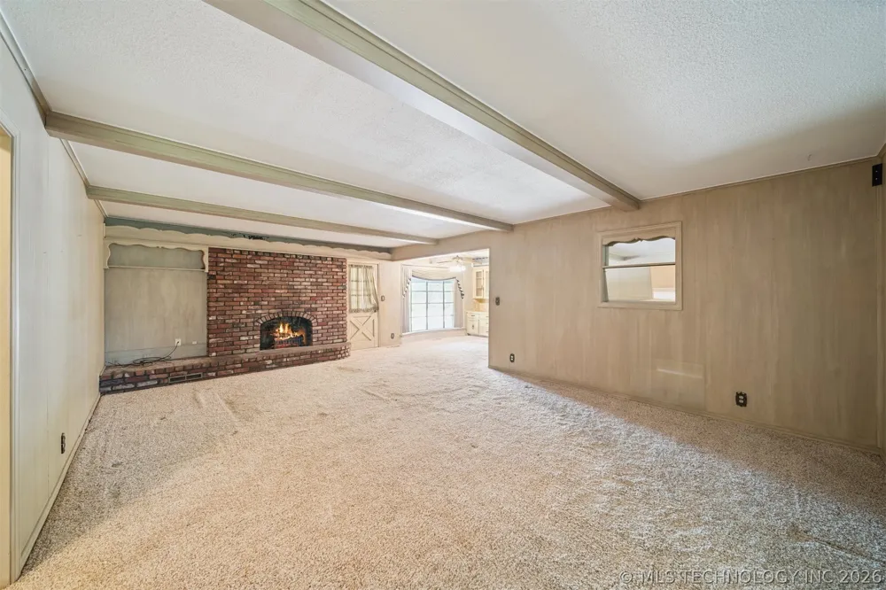 18104 S 4200 ROAD Claremore, OK 74017