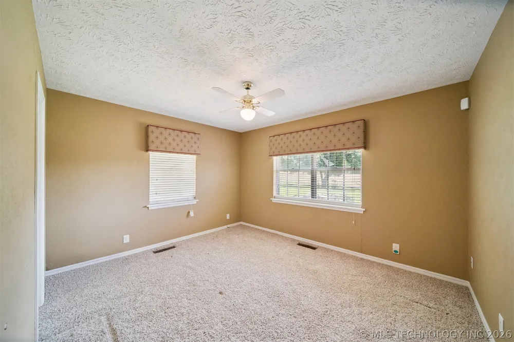 18104 S 4200 ROAD Claremore, OK 74017