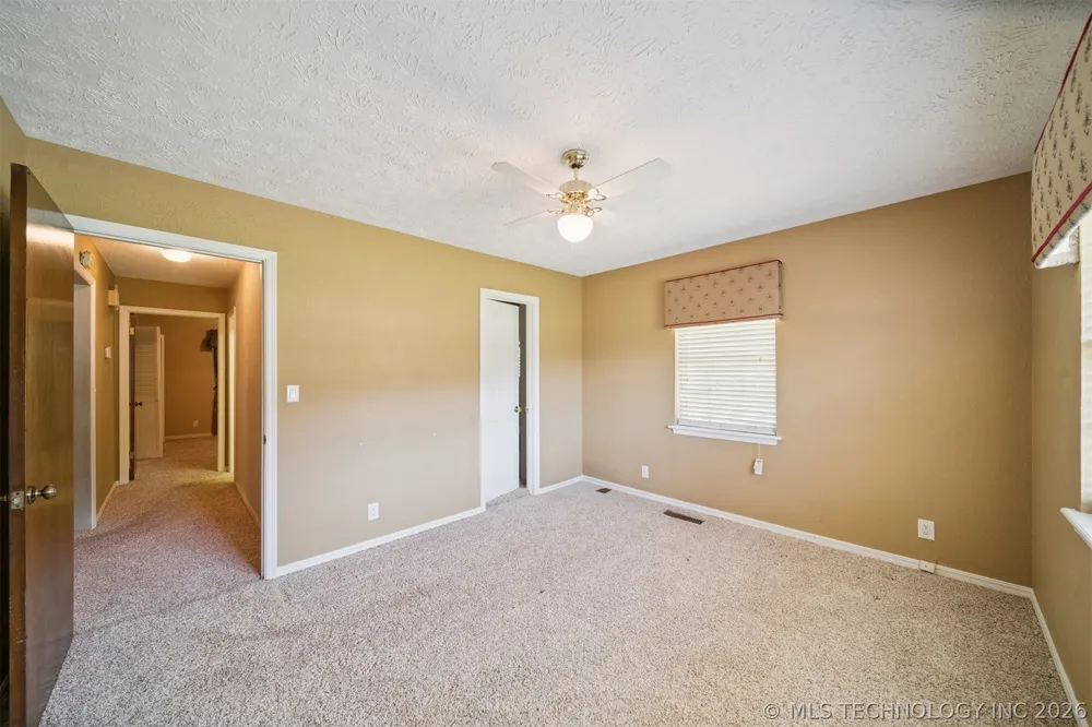 18104 S 4200 ROAD Claremore, OK 74017