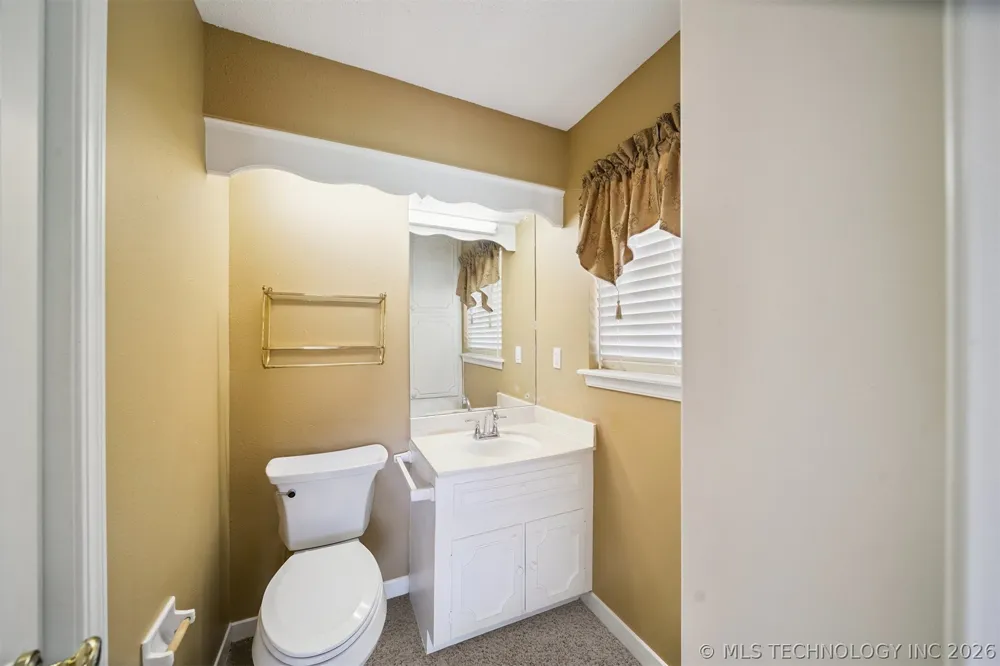 18104 S 4200 ROAD Claremore, OK 74017