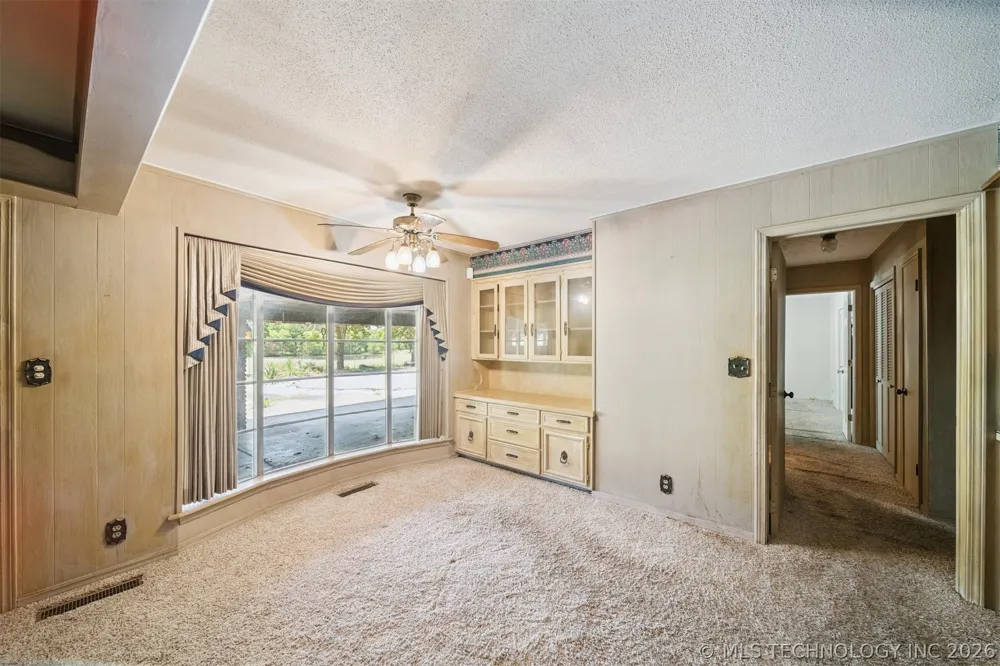 18104 S 4200 ROAD Claremore, OK 74017