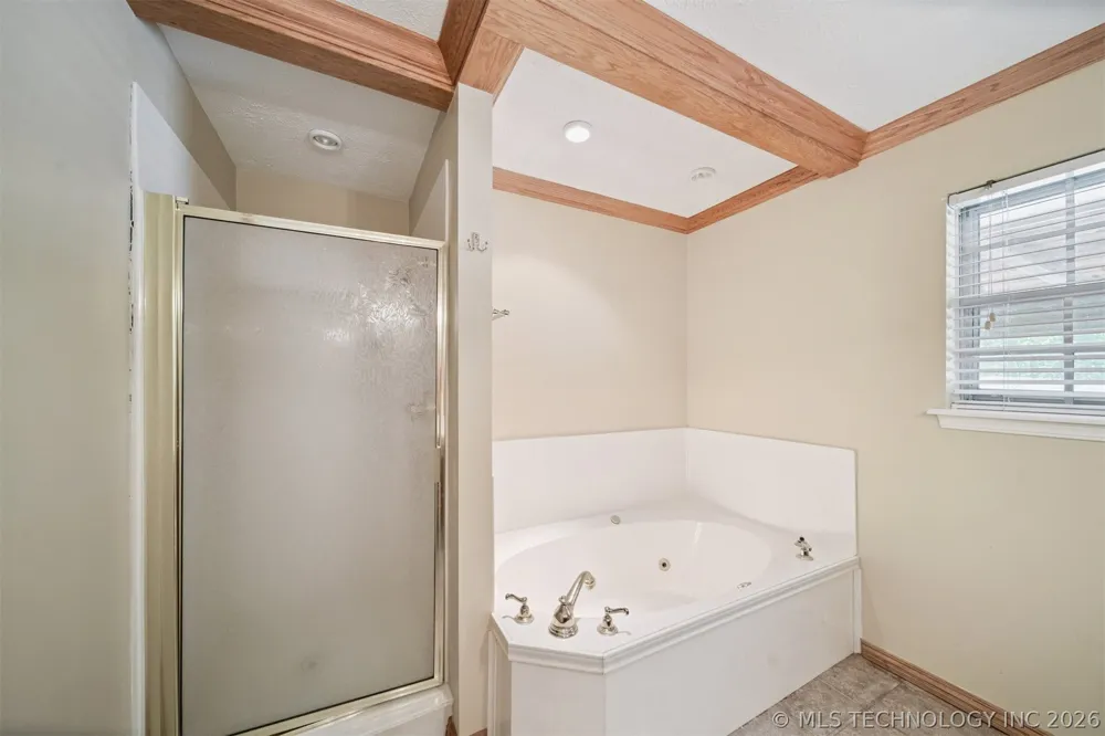 18104 S 4200 ROAD Claremore, OK 74017