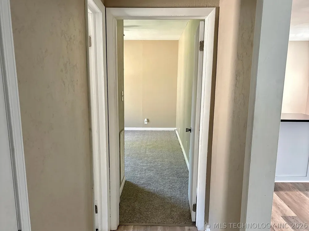 1121 E Walnut Street Cushing, OK 74023