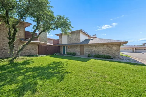 3 Dewberry Court
