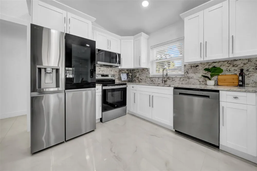 2020 58TH AVENUE S St Petersburg, FL 33712