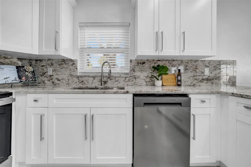 2020 58TH AVENUE S St Petersburg, FL 33712