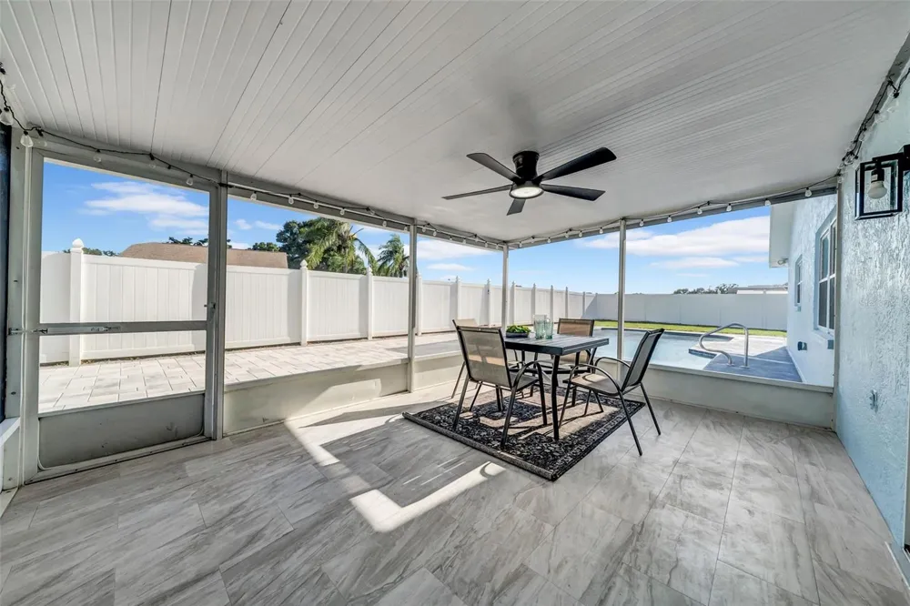 2020 58TH AVENUE S St Petersburg, FL 33712