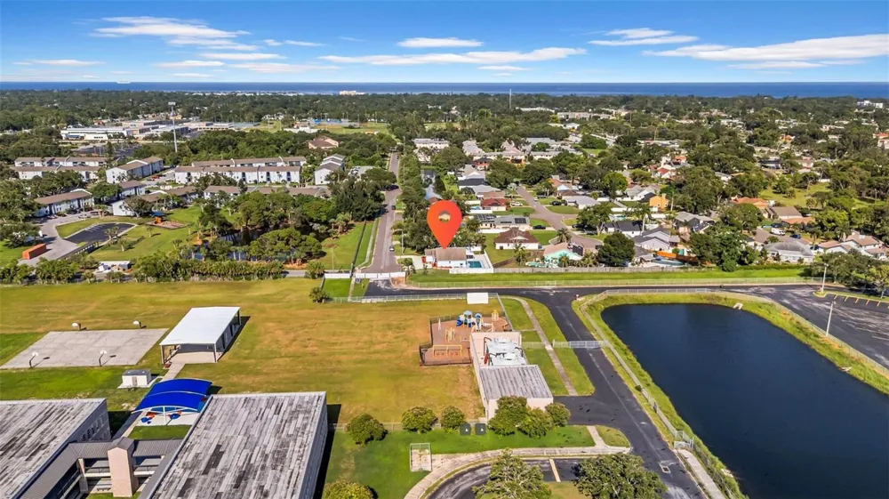 2020 58TH AVENUE S St Petersburg, FL 33712