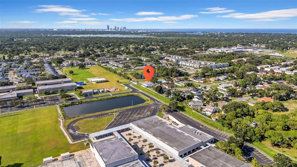 2020 58TH AVENUE S St Petersburg, FL 33712