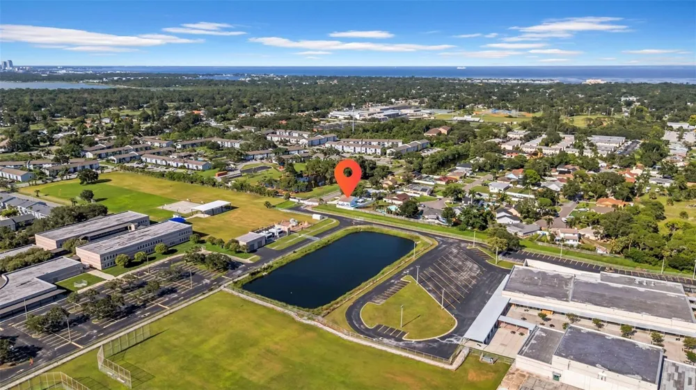 2020 58TH AVENUE S St Petersburg, FL 33712