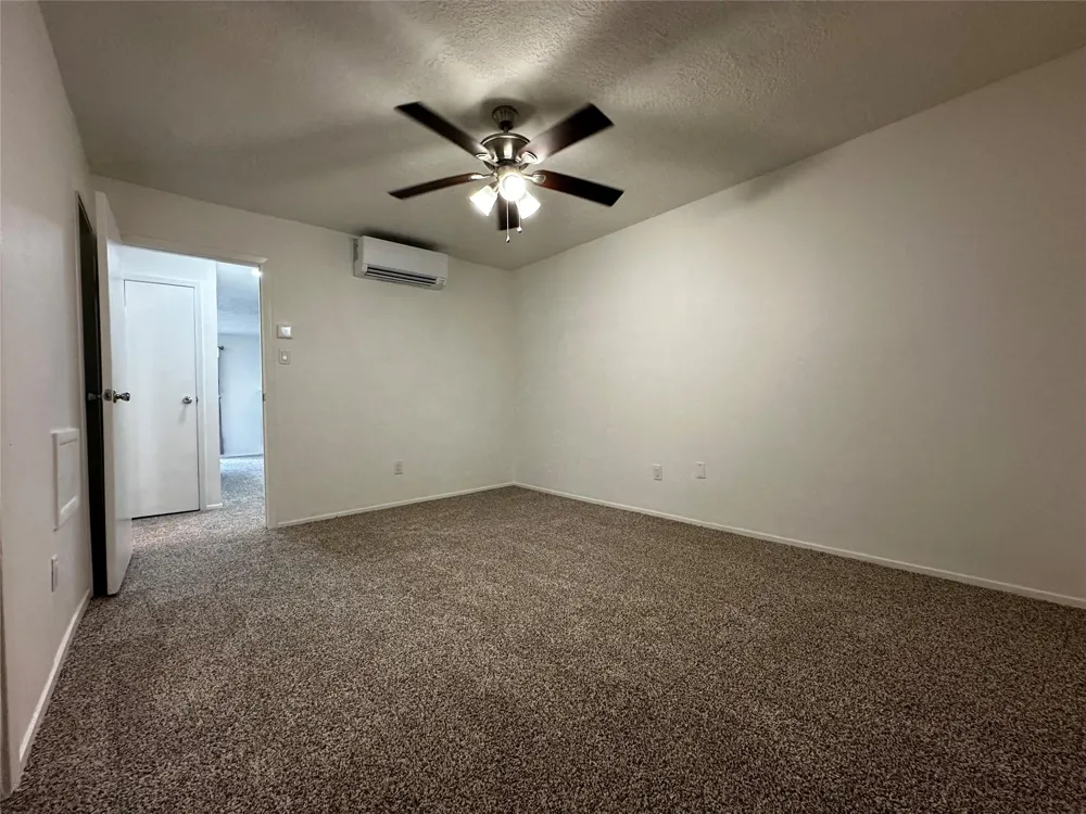 7600 Emmett F Lowry Expressway #205 Texas City, TX 77591
