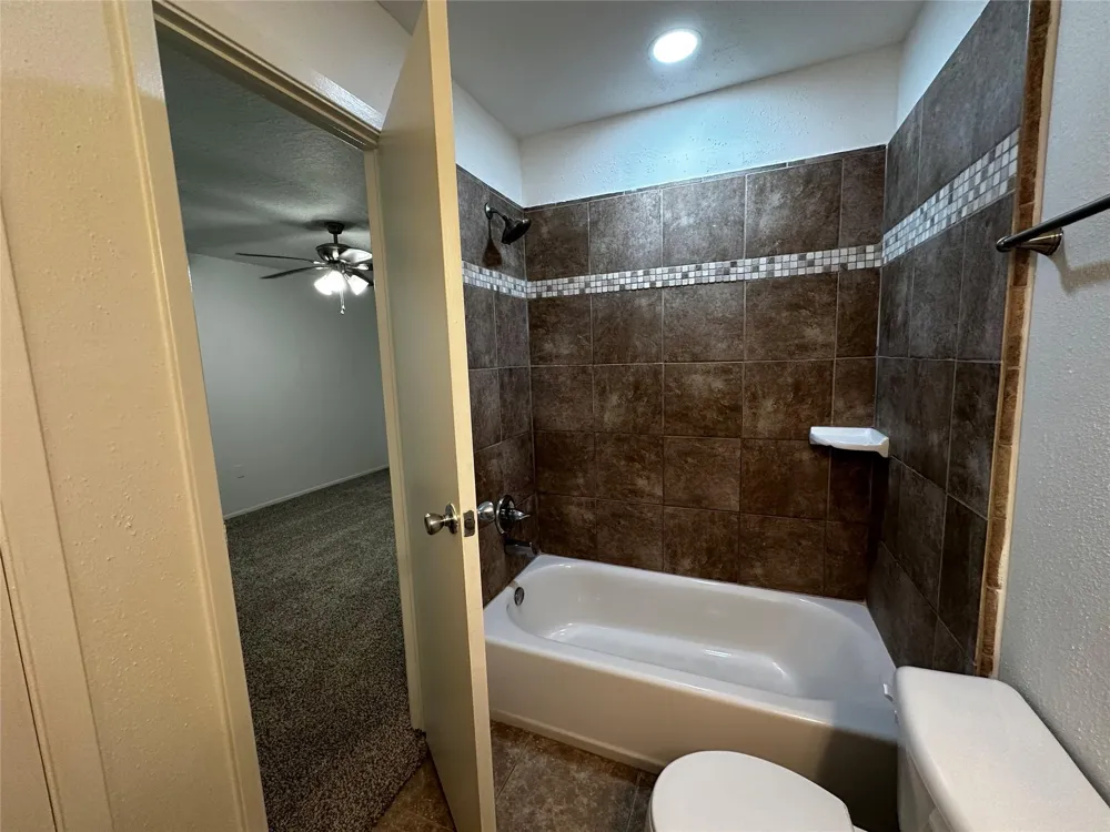 7600 Emmett F Lowry Expressway #205 Texas City, TX 77591