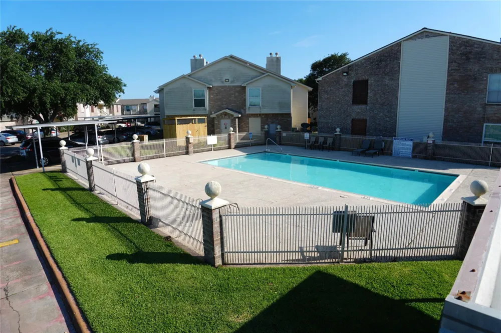7600 Emmett F Lowry Expressway #205 Texas City, TX 77591