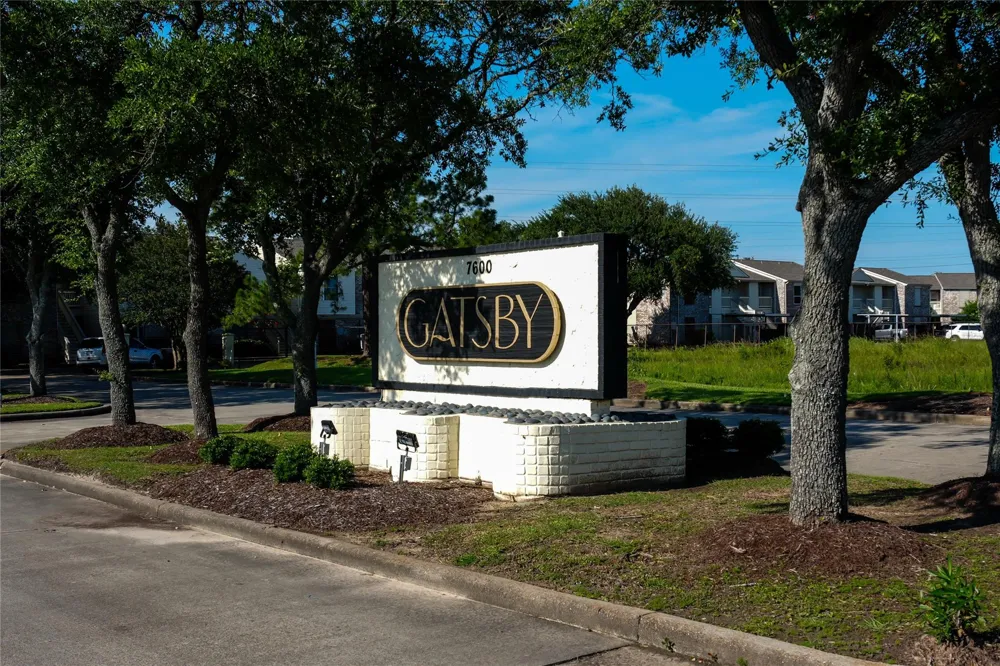 7600 Emmett F Lowry Expressway #205 Texas City, TX 77591