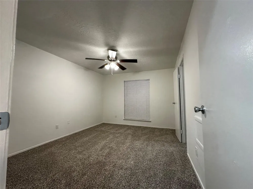 7600 Emmett F Lowry Expressway #205 Texas City, TX 77591