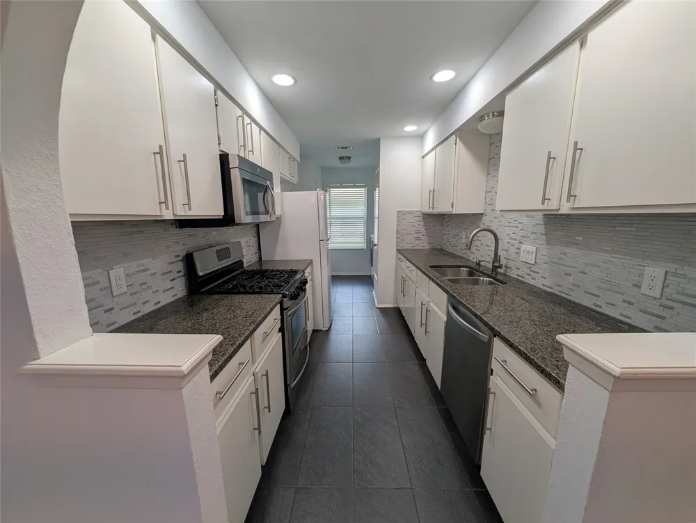4601 Tamarack Trail Austin, TX 78727