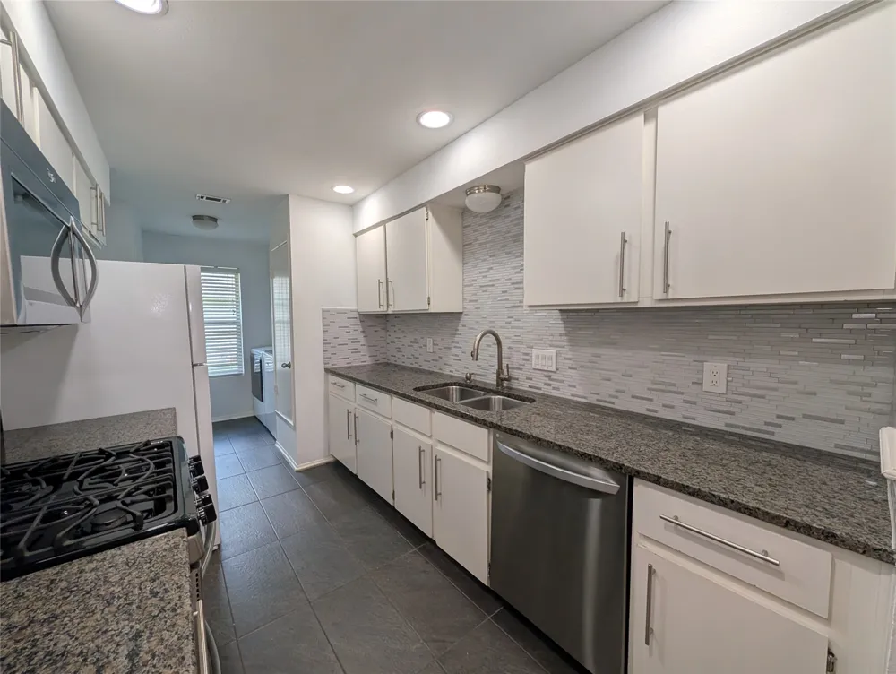 4601 Tamarack Trail Austin, TX 78727