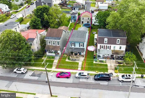 28 E FRONT STREET