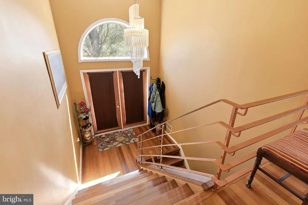 801 HUGHES DRIVE Hamilton, NJ 08690
