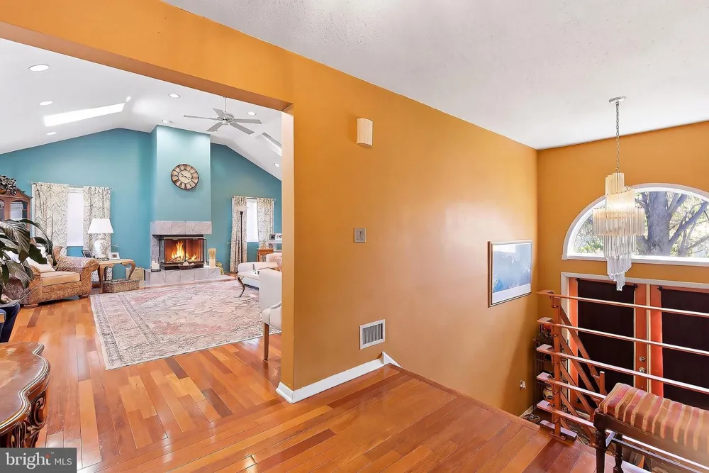 801 HUGHES DRIVE Hamilton, NJ 08690