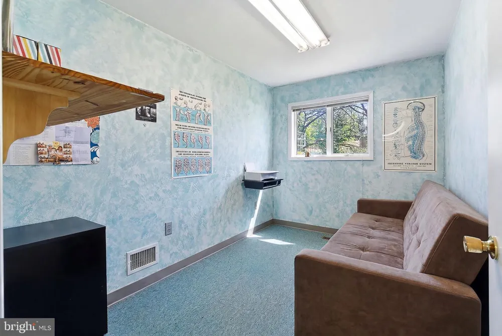 801 HUGHES DRIVE Hamilton, NJ 08690