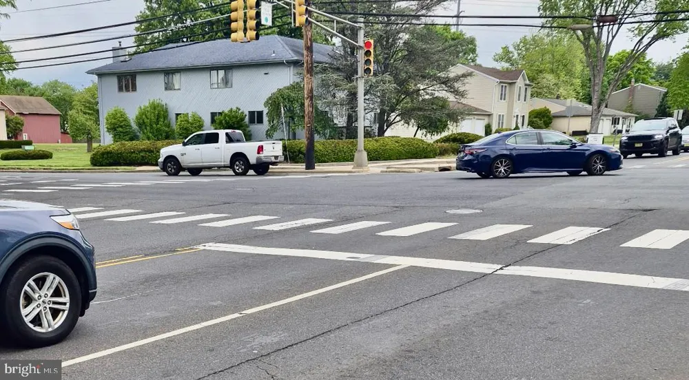 801 HUGHES DRIVE Hamilton, NJ 08690