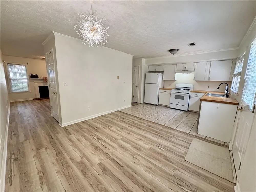 1405 Kennesaw Trace NW Kennesaw, GA 30144