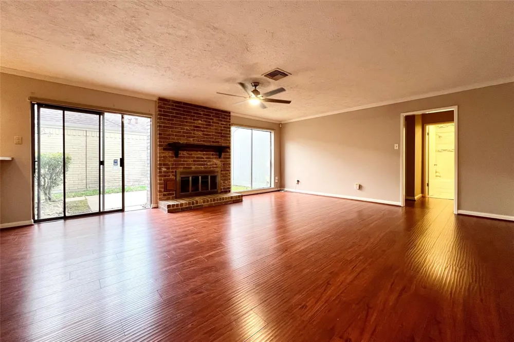 11954 Brook Meadows Lane Meadows Place, TX 77477