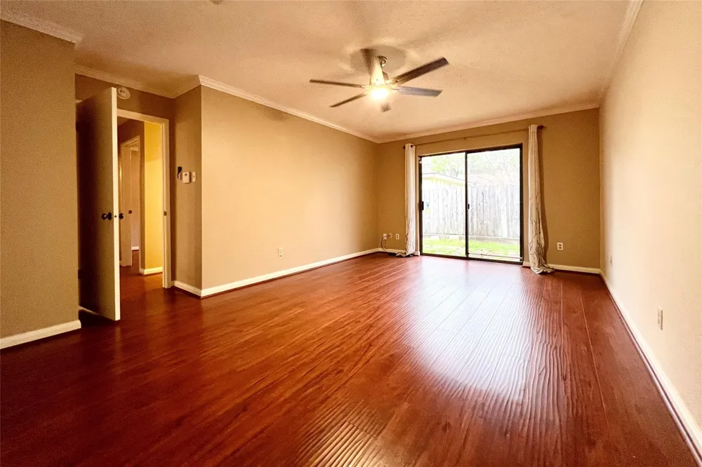 11954 Brook Meadows Lane Meadows Place, TX 77477