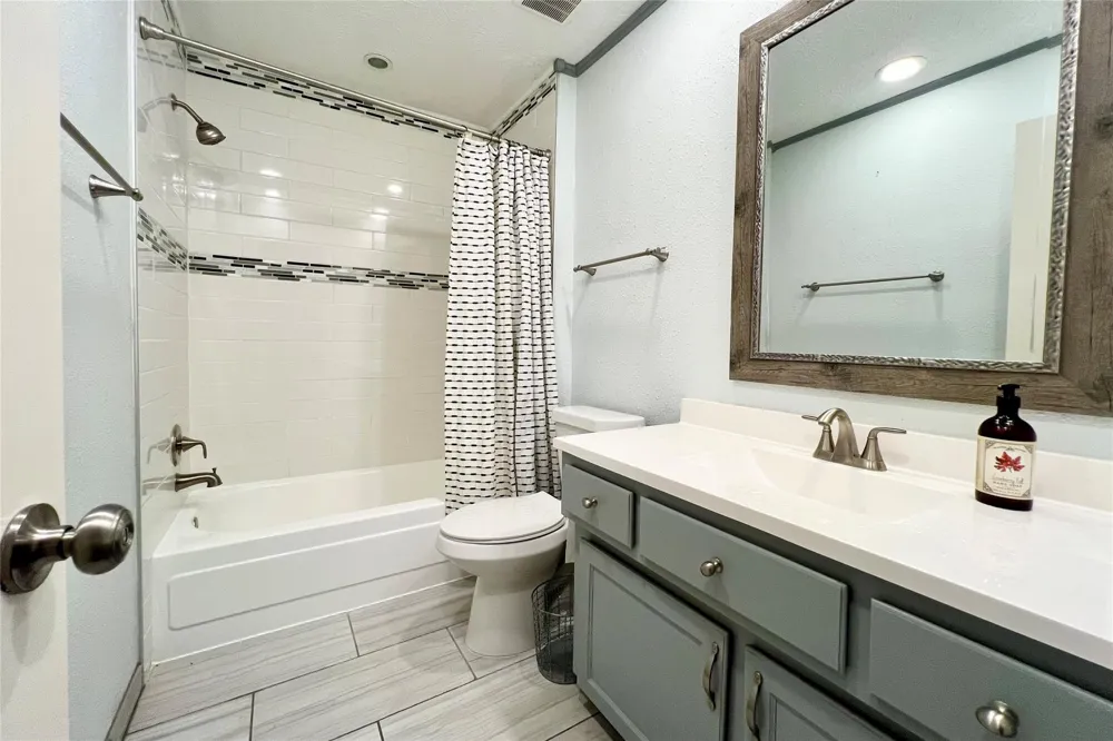 11954 Brook Meadows Lane Meadows Place, TX 77477