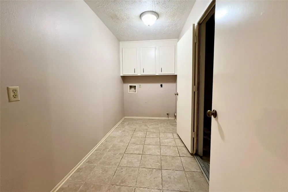 11954 Brook Meadows Lane Meadows Place, TX 77477