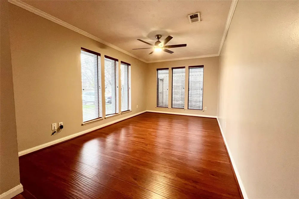 11954 Brook Meadows Lane Meadows Place, TX 77477