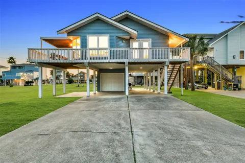 4123 Pelican Lane