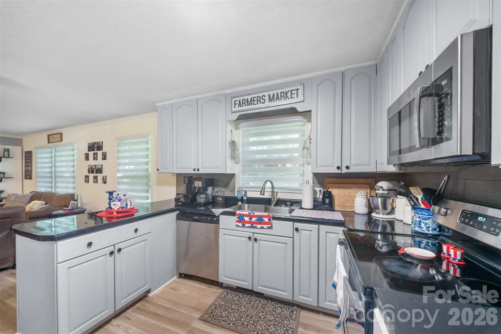 44080 Woodhurst Road New London, NC 28127