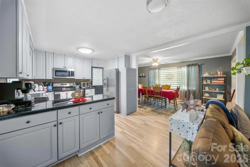 44080 Woodhurst Road New London, NC 28127