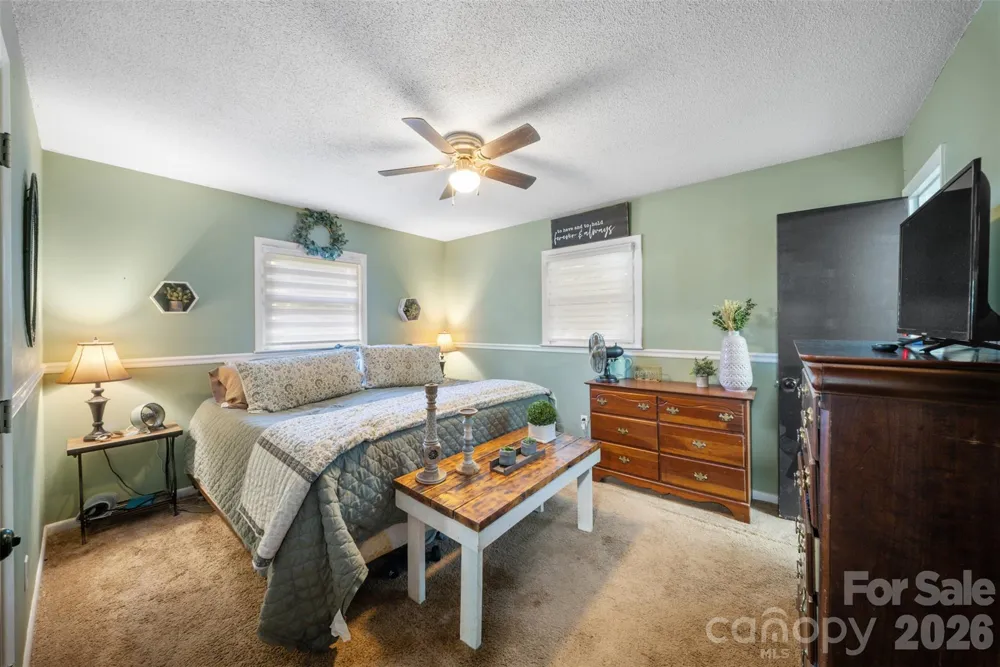 44080 Woodhurst Road New London, NC 28127