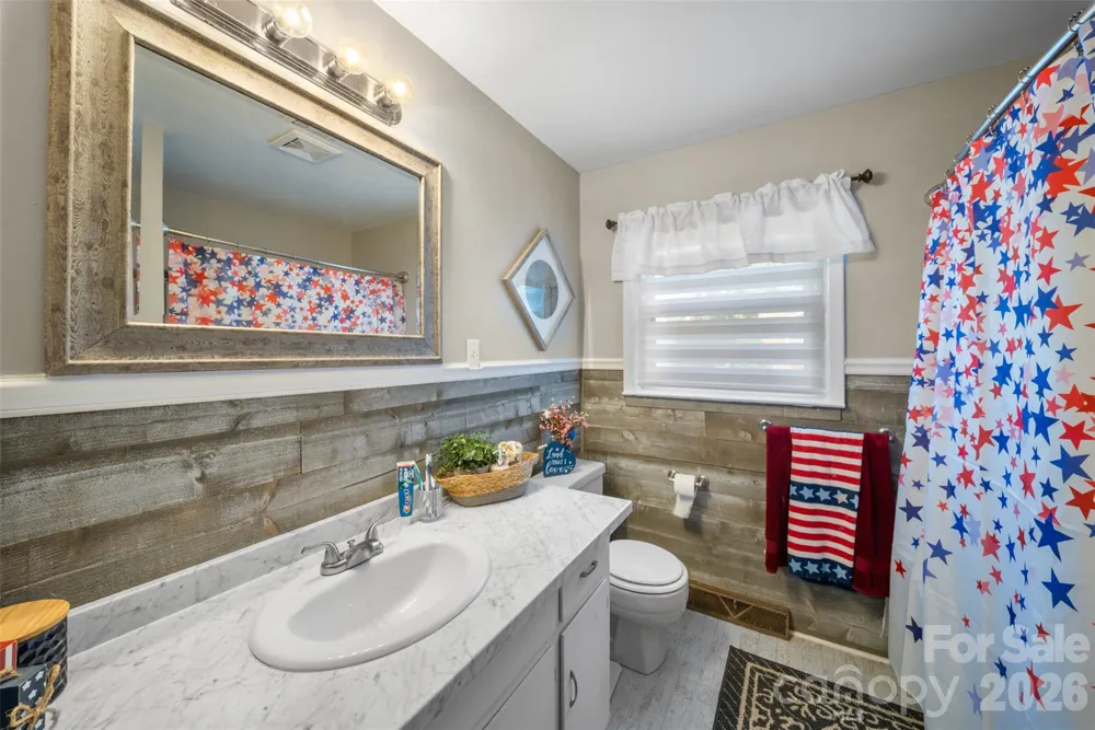 44080 Woodhurst Road New London, NC 28127