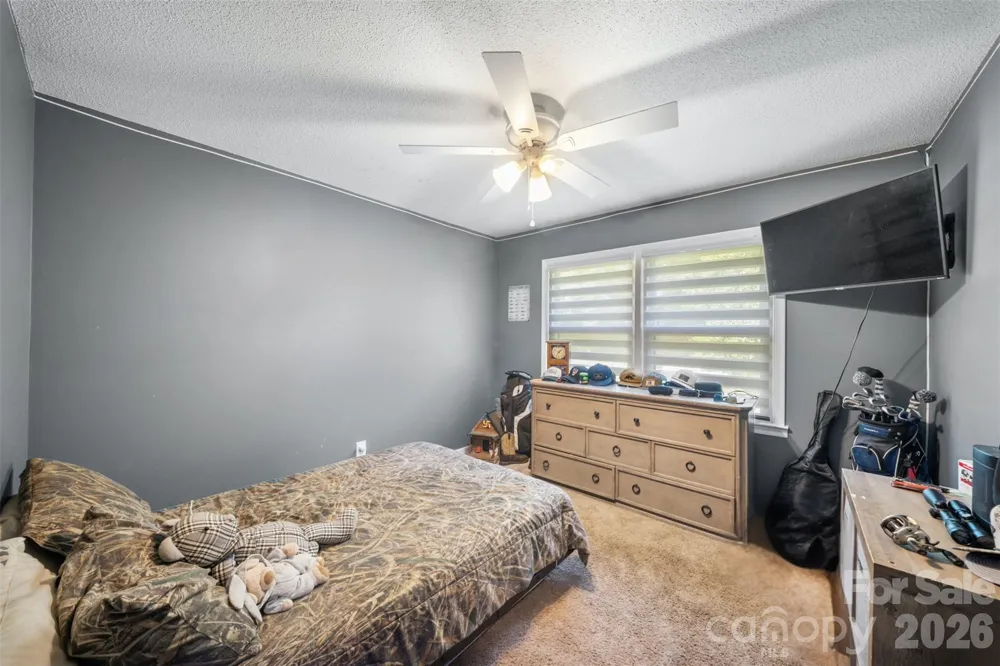 44080 Woodhurst Road New London, NC 28127